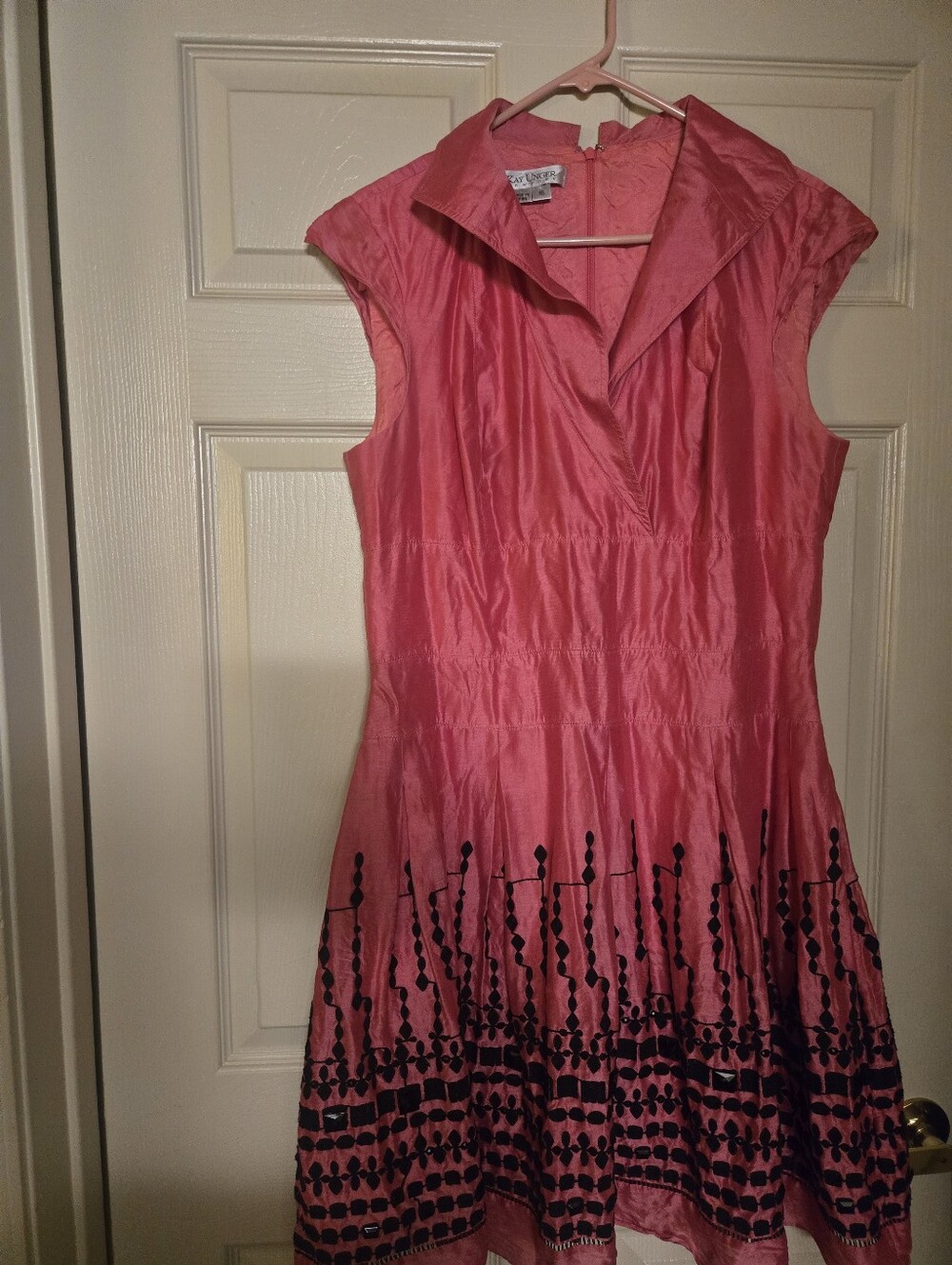 Kay Unger Pink Sleeveless Fit-and-Flare Dress with Black Hem Motif